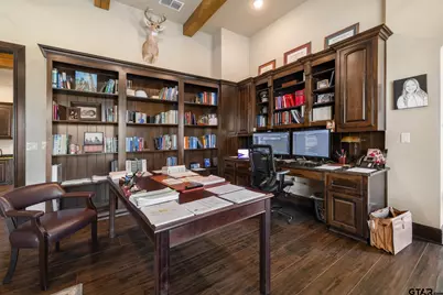 1518 Colony Circle, Longview, TX 75604 - Photo 8