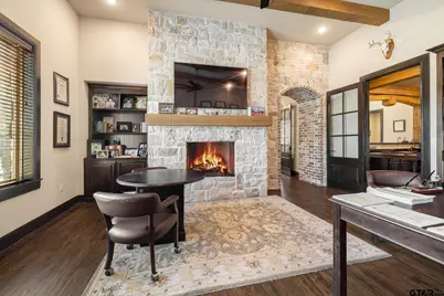 1518 Colony Circle, Longview, TX 75604 - Photo 6