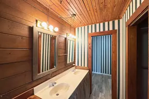 1393 Co Rd 4020, Crockett, TX 75835 - Photo 18