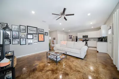 128 Loye Ln, Hawkins, TX 75765 - Photo 10