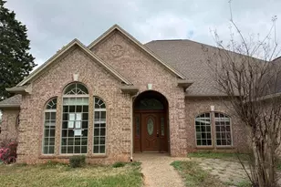 120 Burton, Longview, TX 75603 - Photo 4