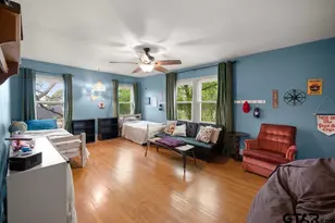 327 N Ponsard, Troup, TX 75789 - Photo 16