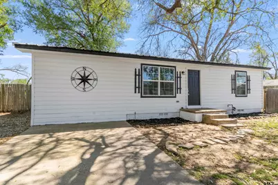 712 Reagan St, Frankston, TX 75763 - Photo 2