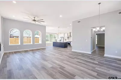 105 Maxine St, Mineola, TX 75773 - Photo 6