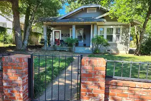 637 Chilton Apt B, Tyler, TX 75701 - Photo 2