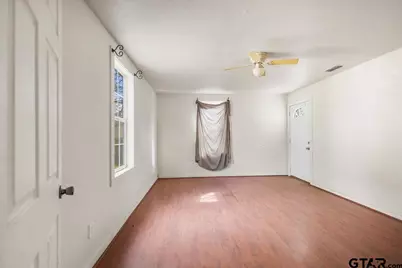 1521 N Haynie Avenue, Tyler, TX 75702 - Photo 12
