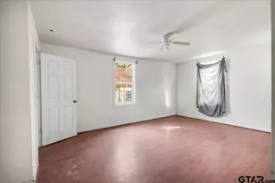 1521 N Haynie Ave, Tyler, TX 75702 - Photo 16