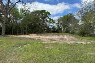 207 E Front St, Arp, TX 75750 - Photo 1