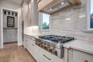 2424 Bellview, Tyler, TX 75709 - Photo 12