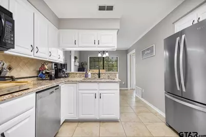 702 Cedar Creek Dr., Tyler, TX 75703 - Photo 14