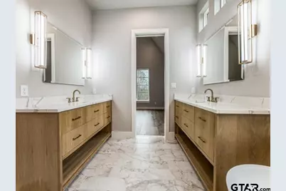 4585 Cascades Blvd, Tyler, TX 75709 - Photo 16