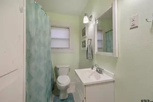 803 W Noble, Troup, TX 75789 - Photo 14