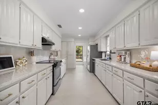 1277 Luann Ln, Tyler, TX 75703 - Photo 16