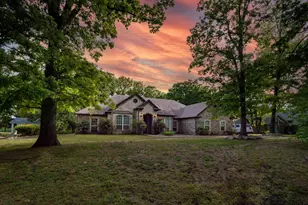 221 County Rd 2308, Mineola, TX 75773 - Photo 1