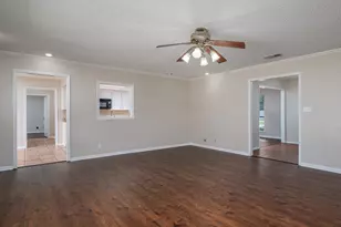 519 Sunnyside Dr, Chandler, TX 75758 - Photo 6