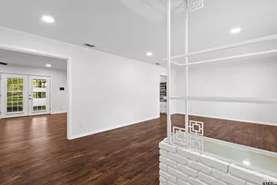 7 Lindsey Lane, Longview, TX 75601 - Photo 6