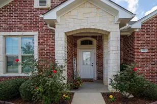 408 Laura Ln, Chandler, TX 75758 - Photo 4