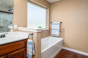 408 Laura Ln, Chandler, TX 75758 - Photo 14