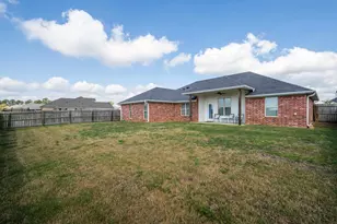 408 Laura Ln, Chandler, TX 75758 - Photo 26