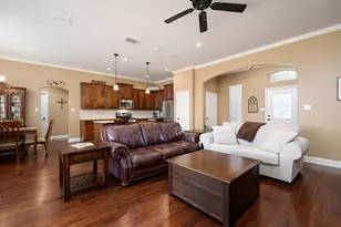 408 Laura Ln, Chandler, TX 75758 - Photo 8