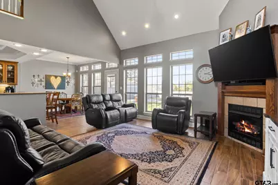 1203 Silver Oak Street, Mount Pleasant, TX 75455 - Photo 6