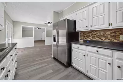 15544 Nell Lynn Ln, Tyler, TX 75707 - Photo 18