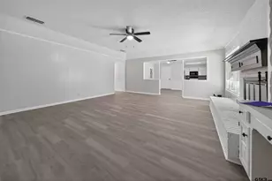 15544 Nell Lynn Ln, Tyler, TX 75707 - Photo 12