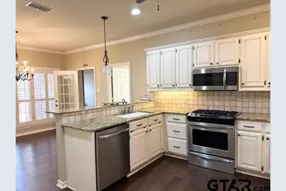 2201 Bradbury Ct, Tyler, TX 75703 - Photo 8