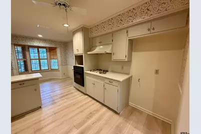 1017 Hansford Pl, Tyler, TX 75701 - Photo 12