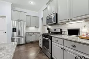 14420 Cedarwood Cir, Tyler, TX 75703 - Photo 4