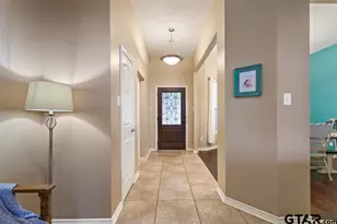 918 Millstone Ln, Chandler, TX 75758 - Photo 2