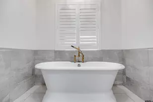 2213 Melissa Dr, Palestine, TX 75803 - Photo 20