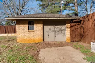 2213 Melissa Dr, Palestine, TX 75803 - Photo 40