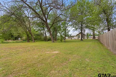 407 W Carnegie, Winnsboro, TX 75494 - Photo 28