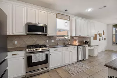 310 Rosebrook Cir, Whitehouse, TX 75791 - Photo 20