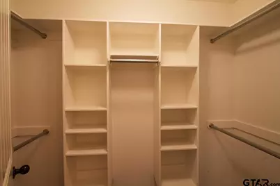 308 Princess Pl, Tyler, TX 75704 - Photo 8