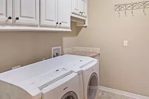 8529 Castleton Way, Tyler, TX 75703 - Photo 12