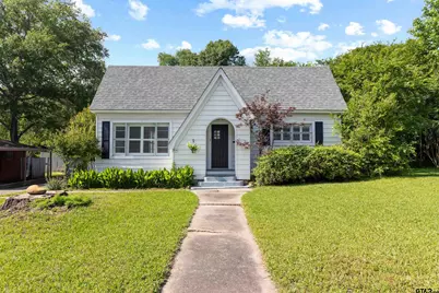 514 W Main St, Henderson, TX 75652 - Photo 1