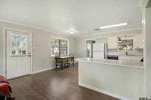 21743 South Shore Dr, Chandler, TX 75758 - Photo 18