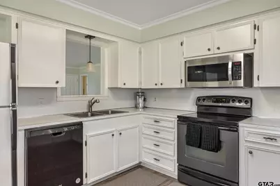 21743 South Shore Dr, Chandler, TX 75758 - Photo 14