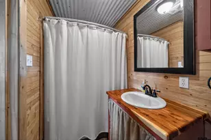 22168 Sportsman's Dr, Chandler, TX 75758 - Photo 10