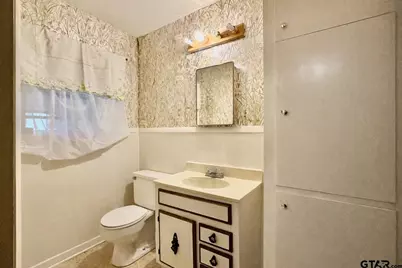 203 Yates Street, Mt Vernon, TX 75457 - Photo 6