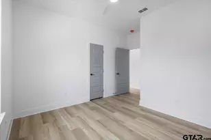 228 S Fenton Ave, Tyler, TX 75702 - Photo 24