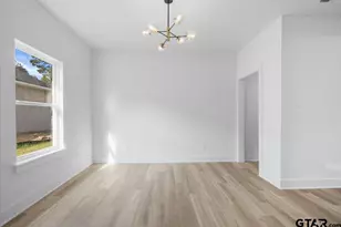 228 S Fenton Ave, Tyler, TX 75702 - Photo 12