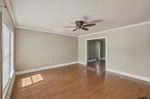 713 Highland Dr, Palestine, TX 75801 - Photo 4