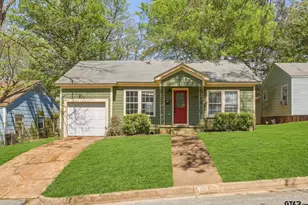 713 Highland Dr, Palestine, TX 75801 - Photo 2