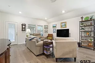 605 River Oaks Ln, Chandler, TX 75758 - Photo 12