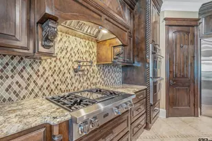 17521 Biltmore Cir, Tyler, TX 75703 - Photo 16