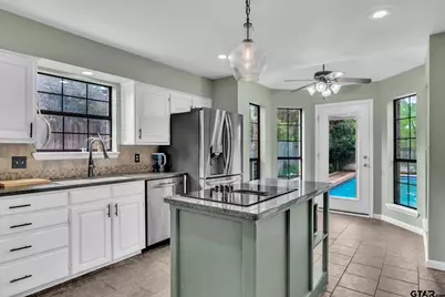 1110 Windsong Lane, Longview, TX 75605 - Photo 12