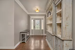 710 Willowood St, Longview, TX 75604 - Photo 4